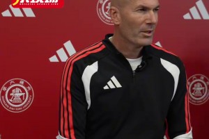 齊達內(nèi)：中國足球一直在進步，世界杯看好傳統(tǒng)強隊