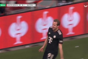 拜仁再下一城！凱恩門前頭球破門，基米希角球送助攻！