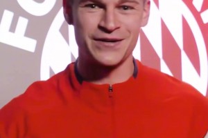 來(lái)自娘家人的祝福??！美職聯(lián)總決賽，拜仁球員為穆勒加油