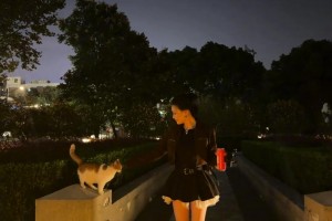 美美美~范志毅女兒這穿搭有點(diǎn)好看，不得不說(shuō)基因確實(shí)強(qiáng)大~