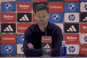 阿隆索賽后激情噴裁判：裁判的表現(xiàn)簡(jiǎn)直讓我們抓狂，太糟糕了！